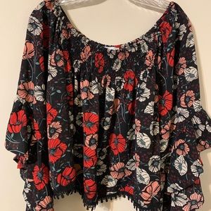 Off Shoulder Floral Top size XL by Flores